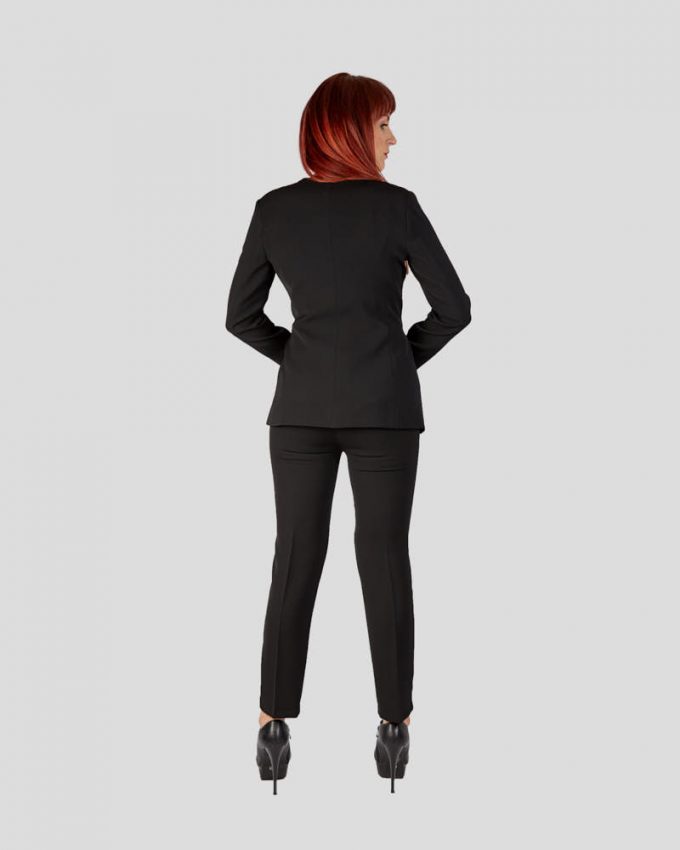 Γυναικείο μεσάτο σακάκι μακρυμάνικο με δέσιμο στο μπροστινό μέρος σε μαύρο και παντελόνι κλασσική γραμμή
