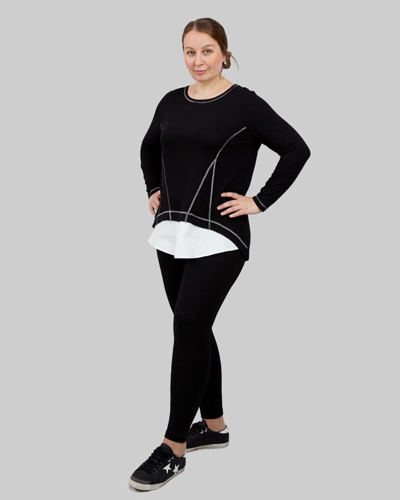 Γυναικεία μπλούζα με συνδυασμό υφασμάτων μαύρη 70% βισκόζη