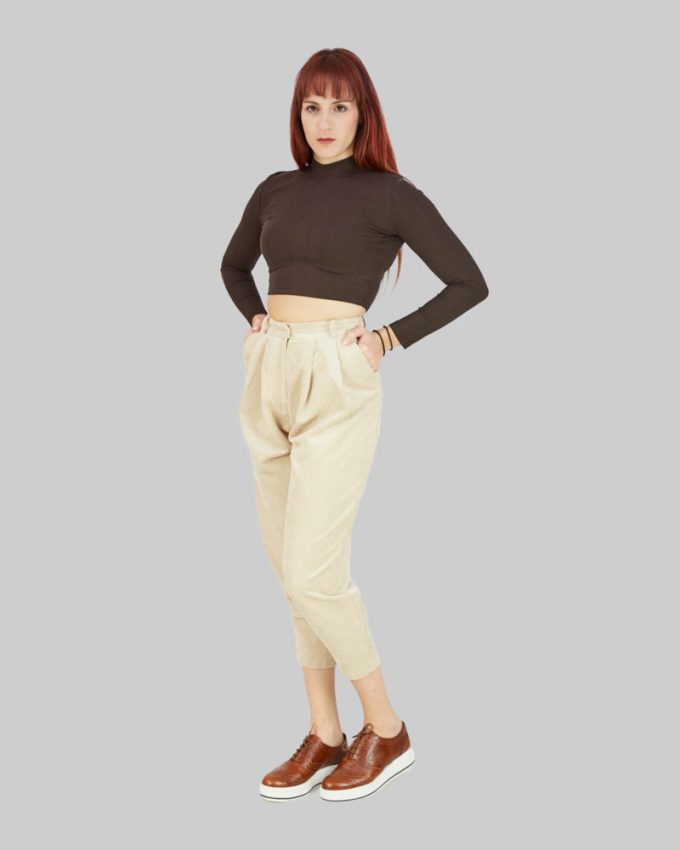 Γυναικείο ψηλόμεσο κοτλέ παντελόνι slouchy μονόχρωμο με τσέπες και μάκρος πάνω από τον αστράγαλο σε μπεζ χρώμα