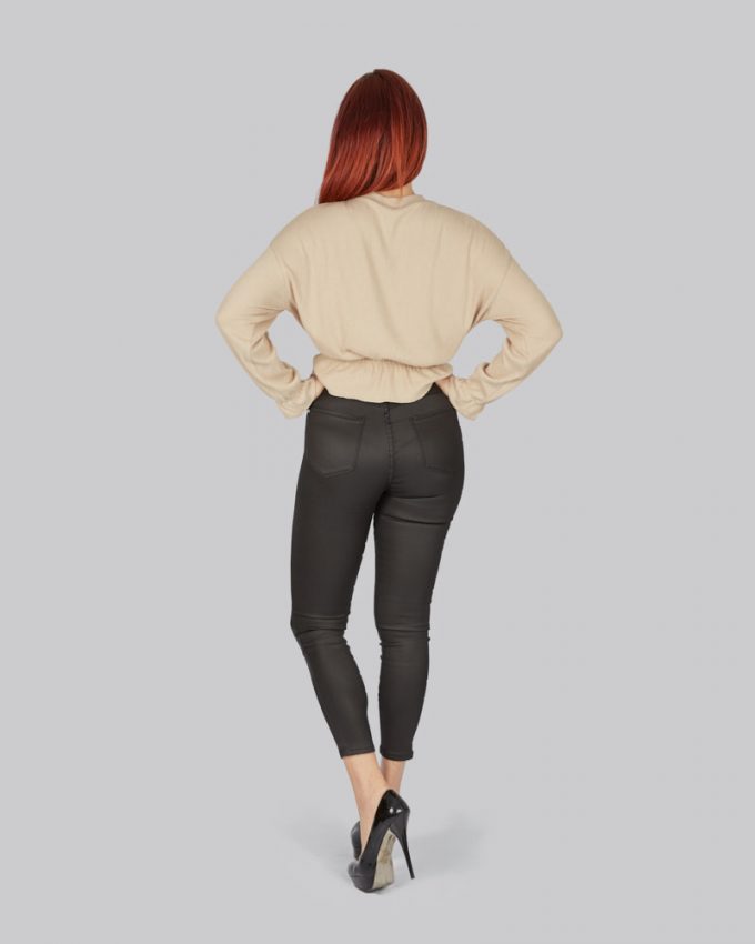 Γυναικείο ψηλόμεσο μαύρο παντελόνι σωλήνα με τσέπες σε κλασσική στενή γραμμή βαμβακερό μέχρι τον αστράγαλο