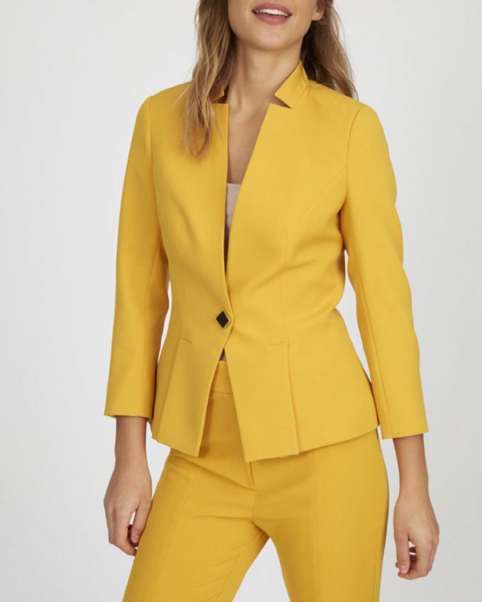 Γυναικείο σακάκι μπλέιζερ με μακρύ μανίκι γιακά με V πολύ άνετο και πρακτικό σε κλασσική γραμμή σε κίτρινο χρώμα