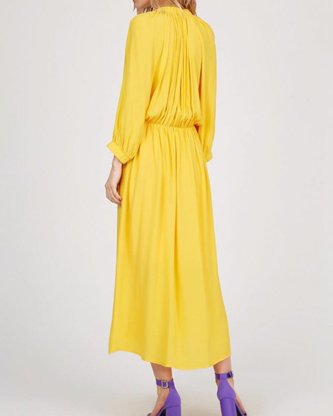 Γυναικείο φόρεμα μάξι με σούρες λάστιχο στα μανίκια και ζώνη στην μέση πολύ άνετο και αέρινο σε κίτρινο