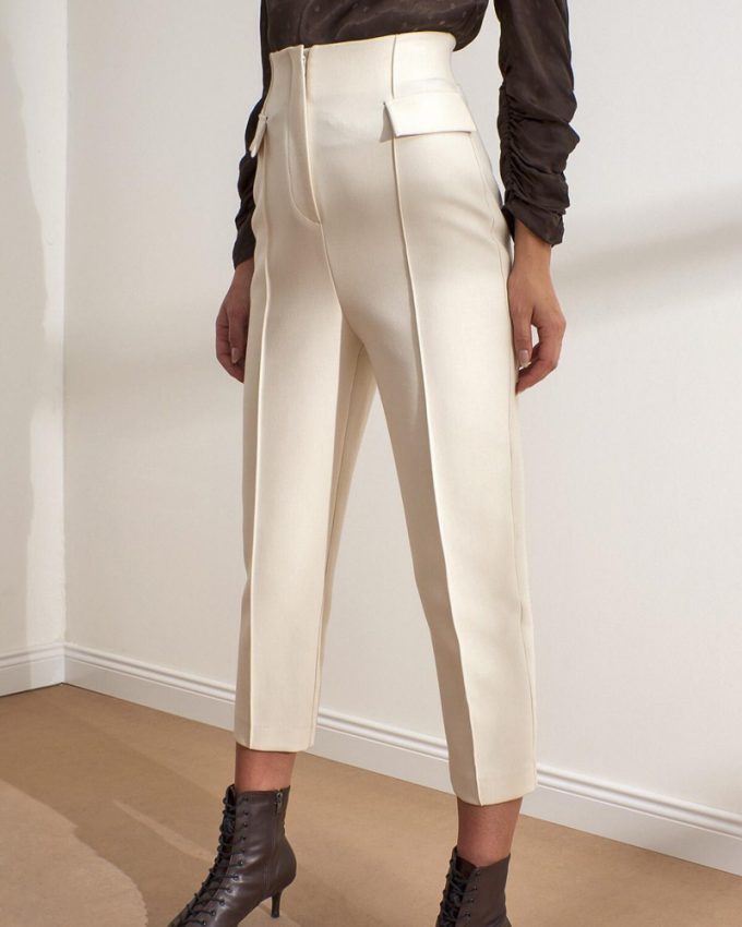 Γυναικείο ψηλόμεσο ζαχαρί παντελόνι σωλήνα με διακοσμητικές τσέπες σε κλασσική στενή γραμμή βαμβακερό