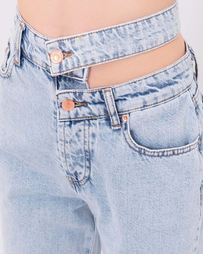 γυναικείο τζιν παντελόνι με σκίσιμο στην κοιλιά