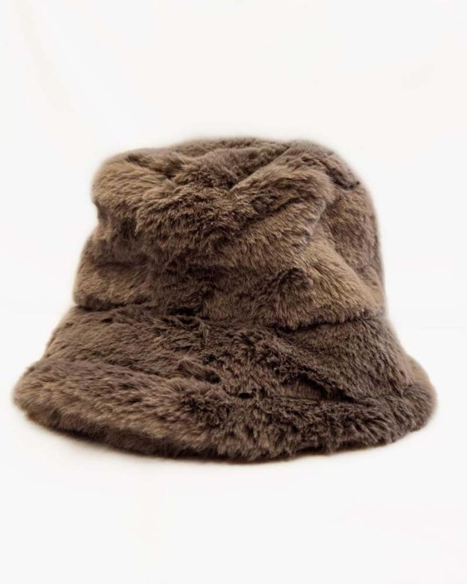 γυναικείο χειμωνιάτικο καπέλο bucket με γούνα σε καφέ χρώμα
